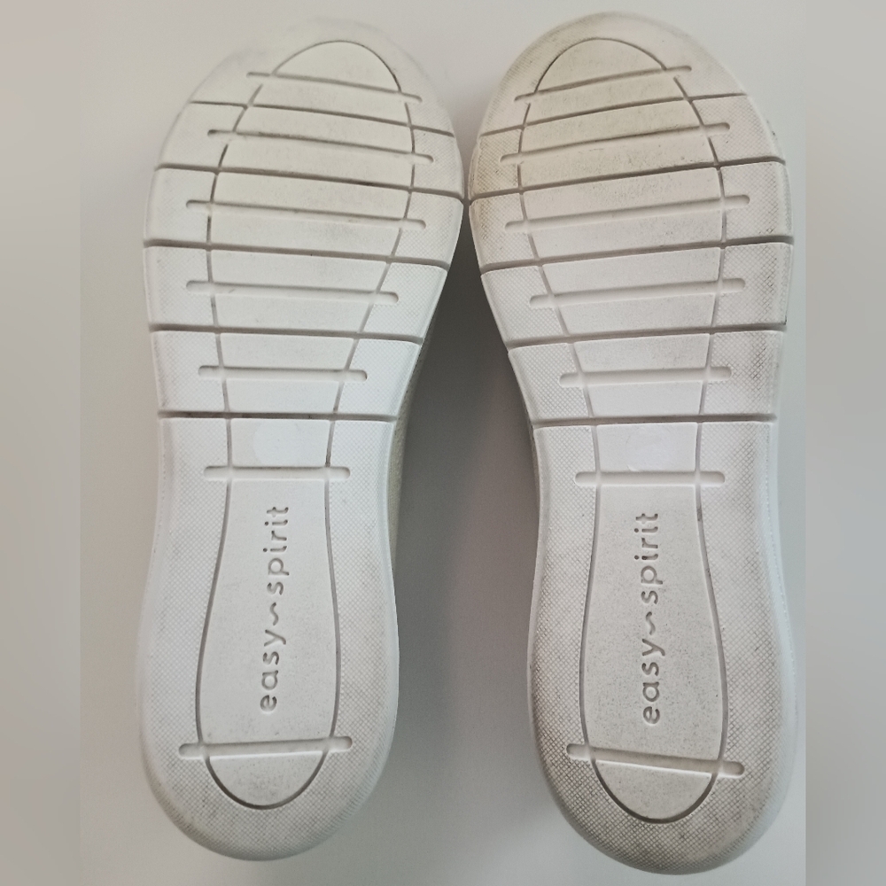 Easy Spirit Ladies Cream Fabric Slip-Ons Sz 11M - Picture 4 of 6
